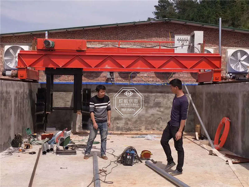 С��݆�P�����C(j��)���b�F(xi��n)��(ch��ng)